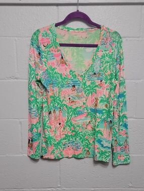 Lilly Pulitzer Pink & Green Tropical Beach Day V-Neck Long Sleeve Tee